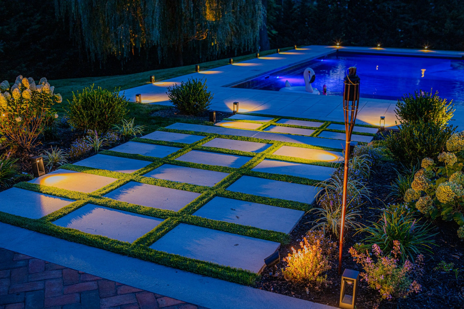 Essential Guide to Outdoor Lighting Techniques